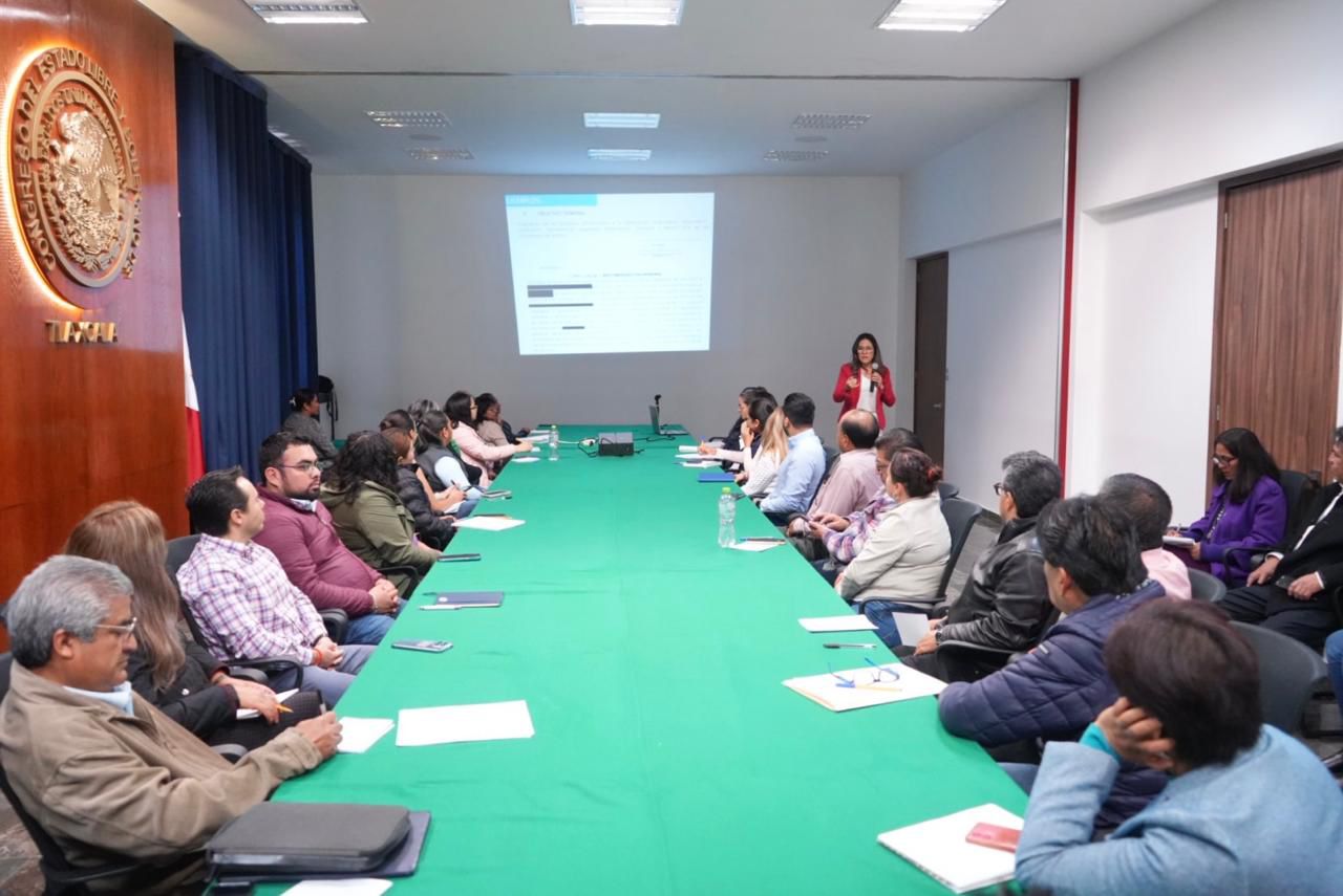 Fortalece Congreso del Estado gestión documental con conferencia sobre Auditorías Archivísticas